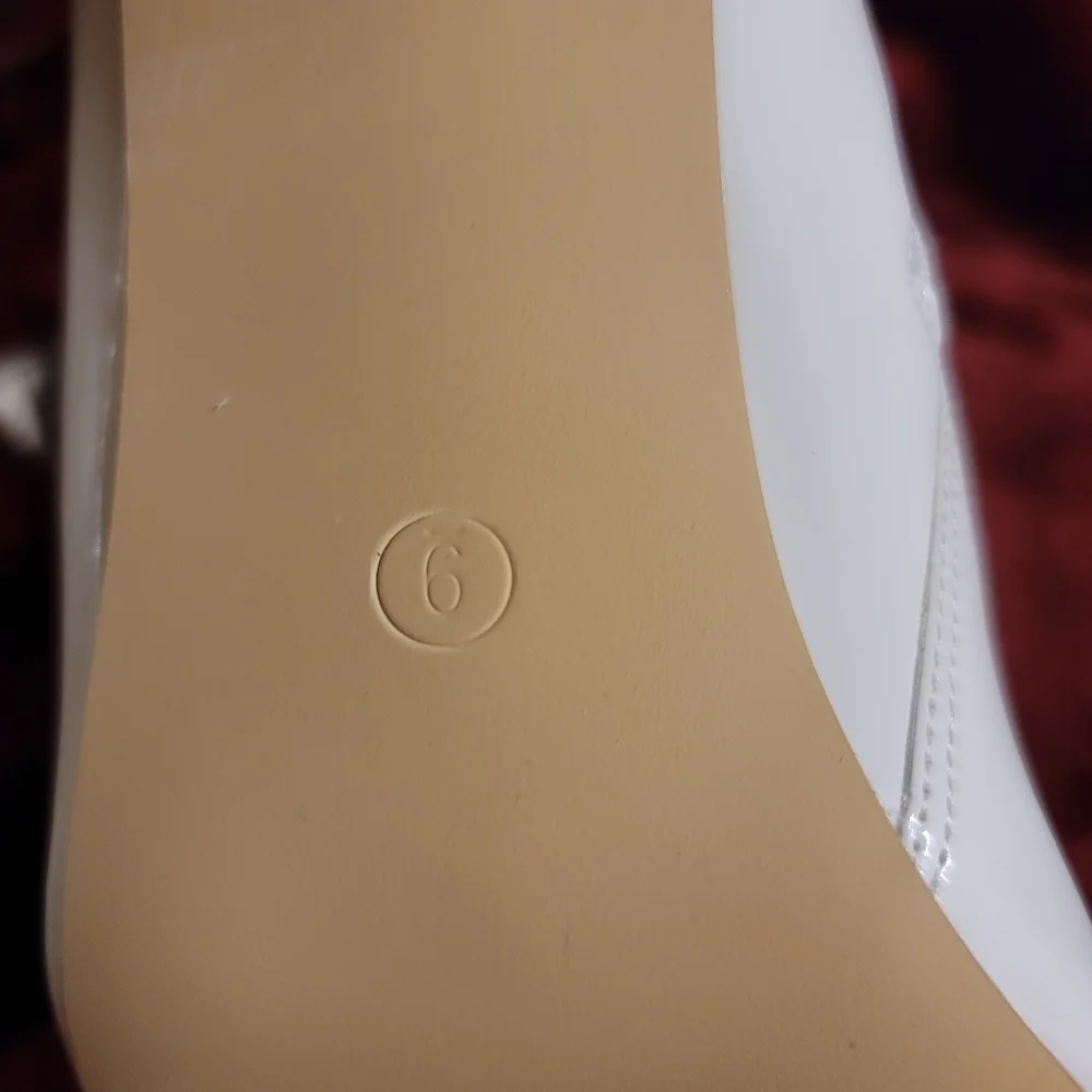 NIB MID CALF GO GO BOOTS Patent Leather Block Heel Side Zip Size 9 - Picture 10 of 12